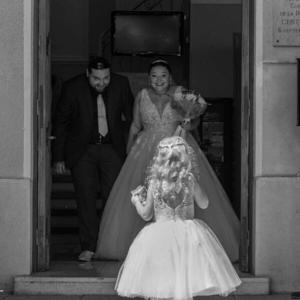 wedding-cityhall-family-girl