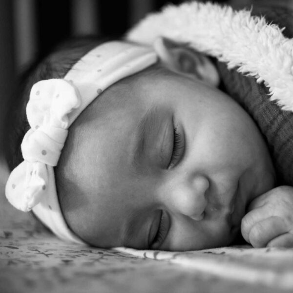 b&w-baby-portrait
